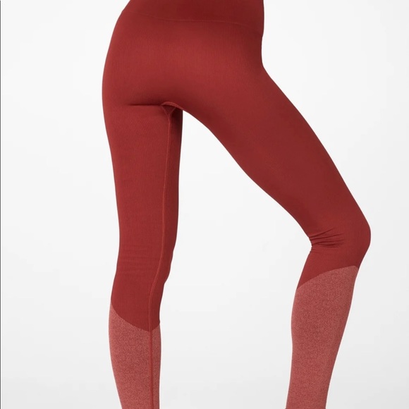 Fabletics Seamless Set! - Picture 5 of 5